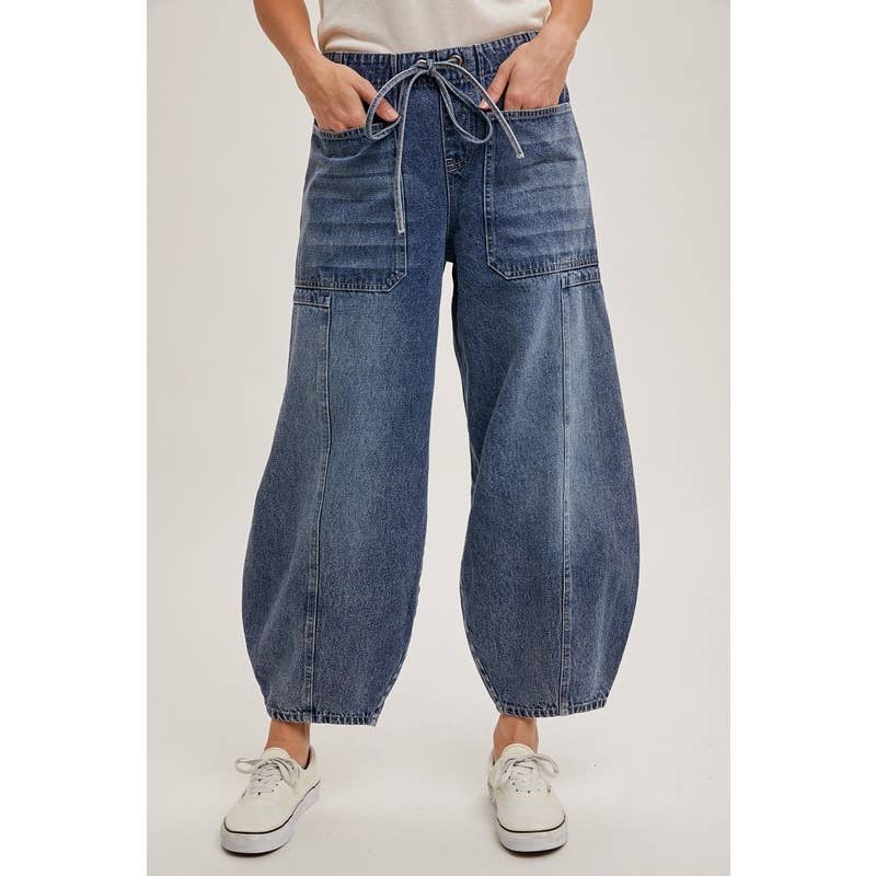 DENIM BARREL JEANS: LIGHT WASH