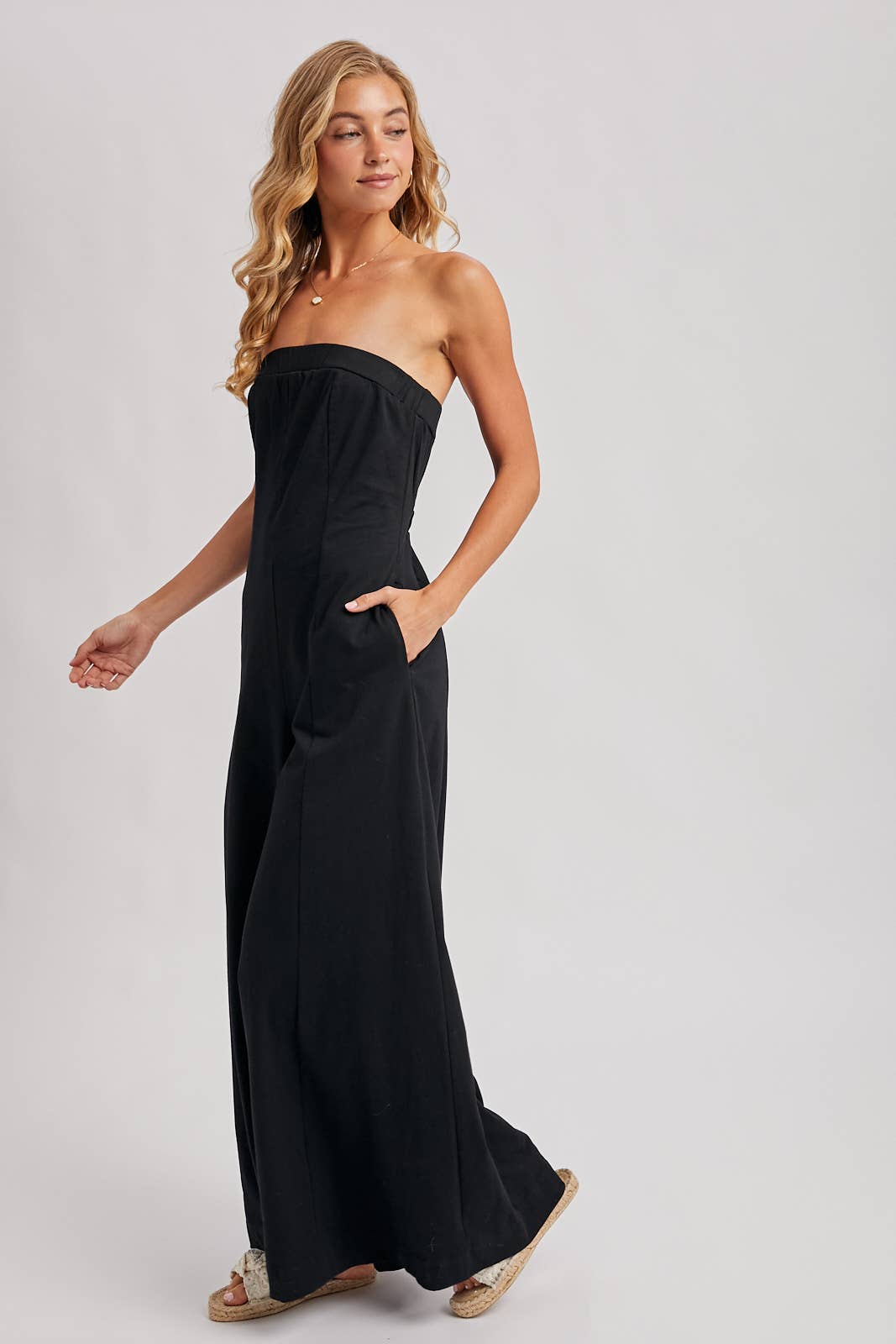STRAPLESS BANDEAU WIDE-LEG JUMPSUIT WITH POCKETS: Black