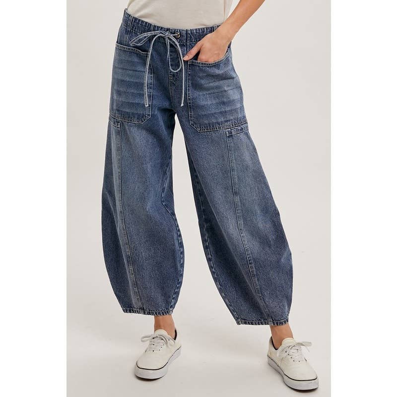 DENIM BARREL JEANS: LIGHT WASH