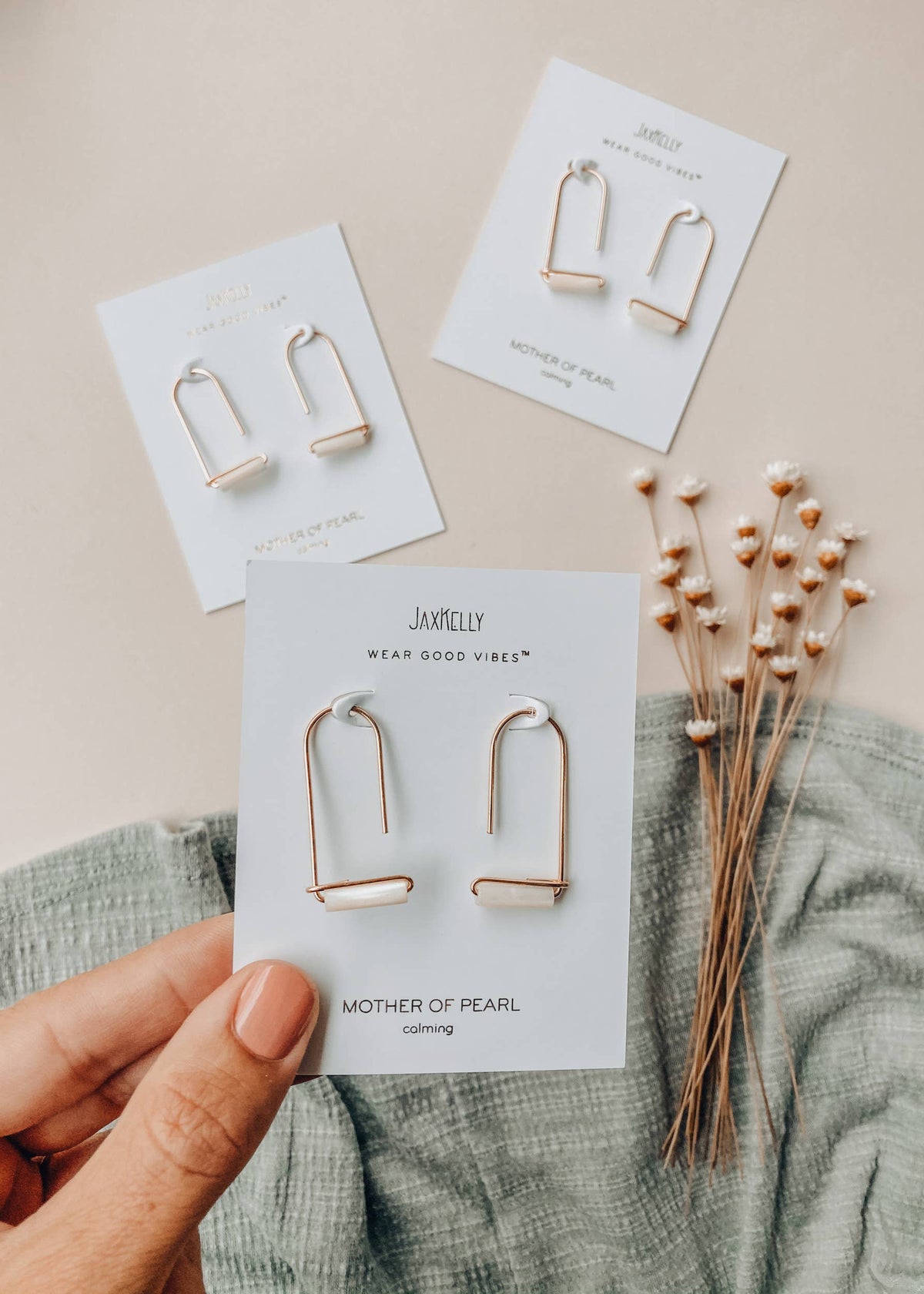 Mother of Pearl Gold Drop Earring