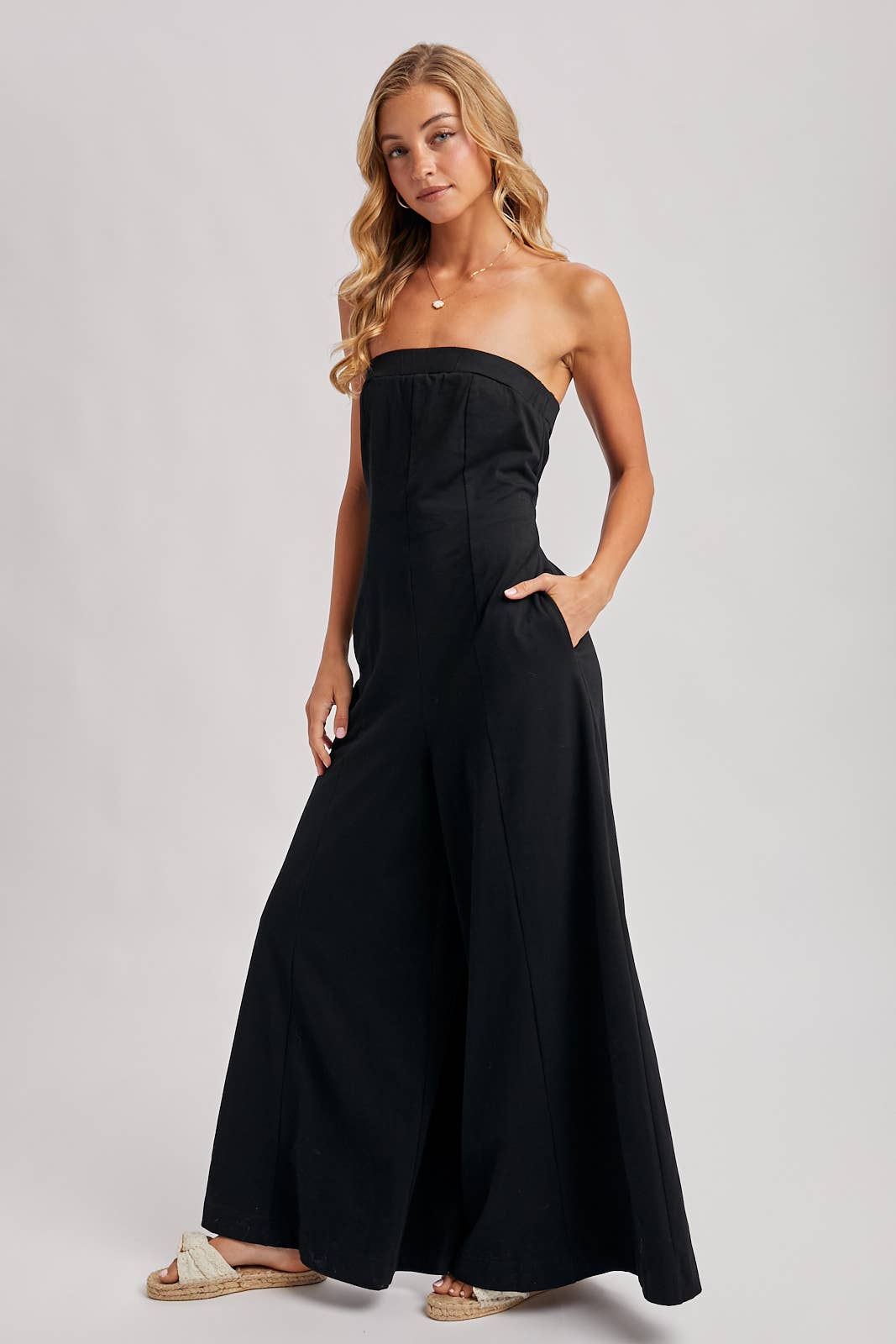STRAPLESS BANDEAU WIDE-LEG JUMPSUIT WITH POCKETS: Black