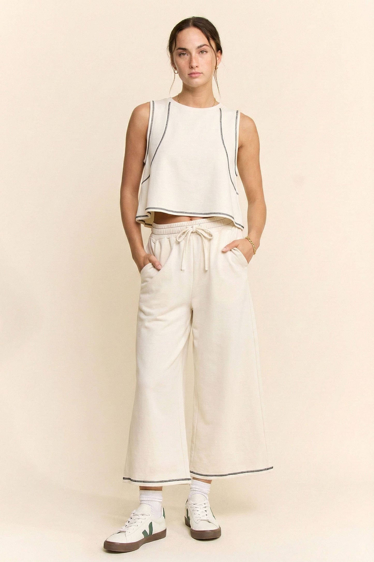 Contrast Stitch Set