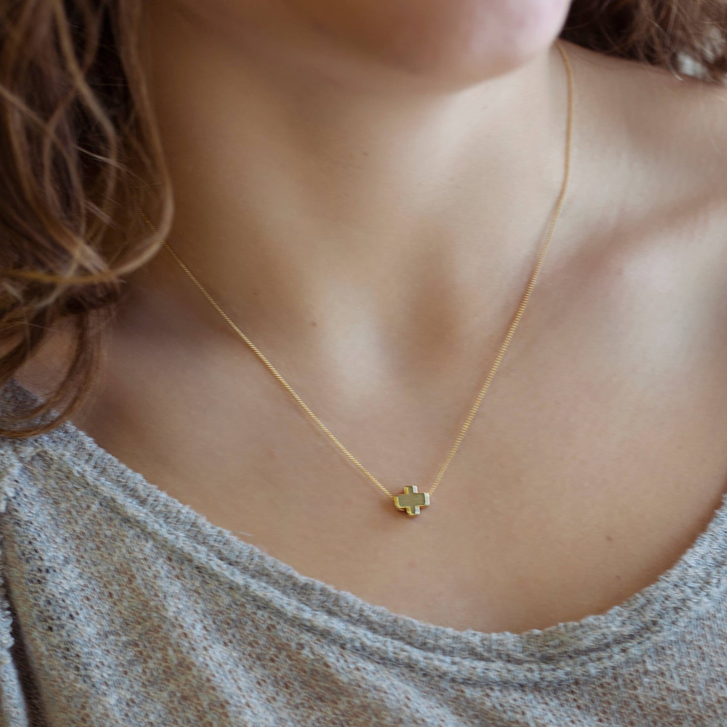 Faith Over Fear Cross Necklace: Gold