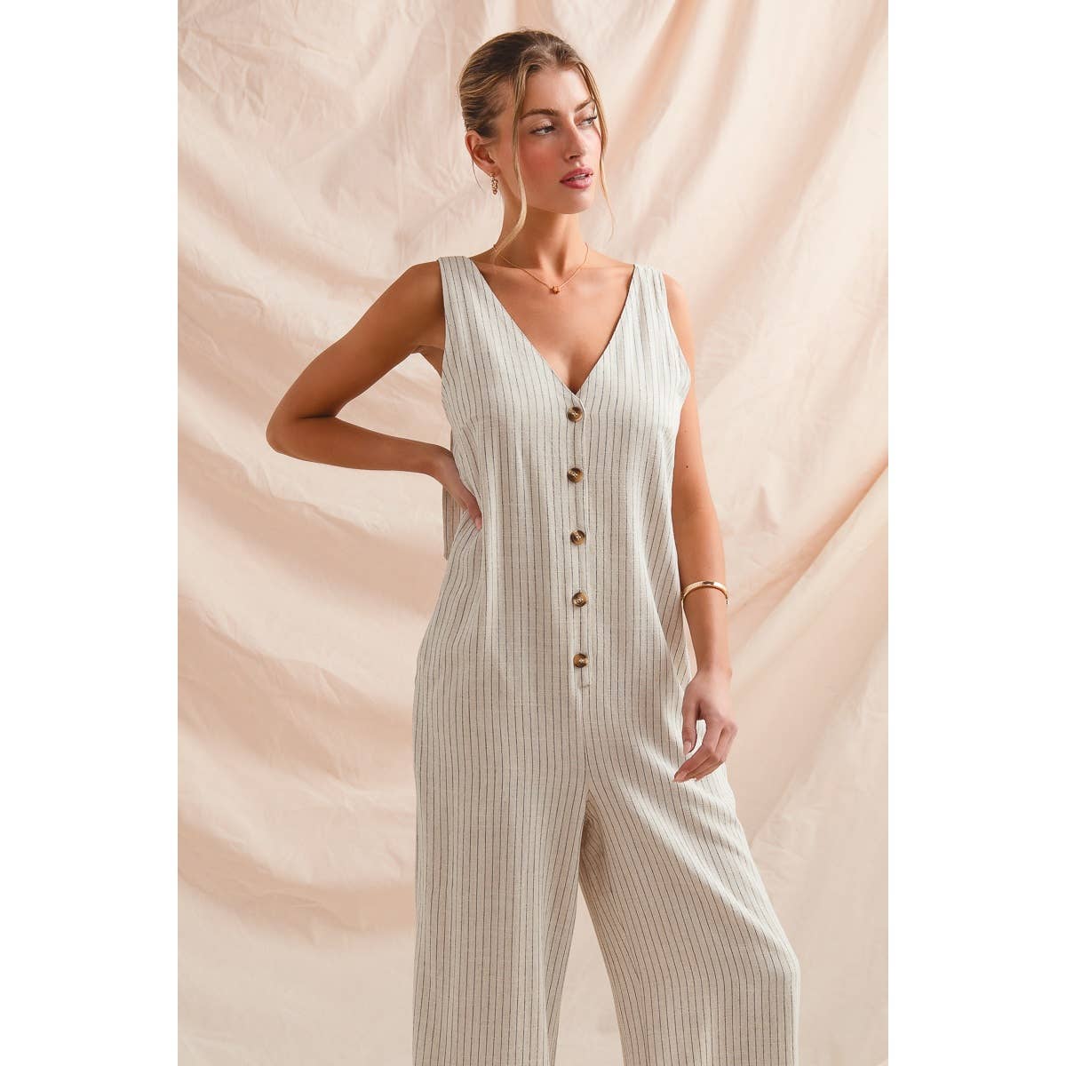 BUTTON FRONT STRIPE LINEN BLEND JUMPSUIT OVERALLS: OATMEAL/BLACK