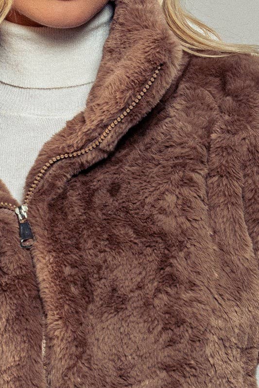 Frosted Fur Zip Up Vest: TAUPE