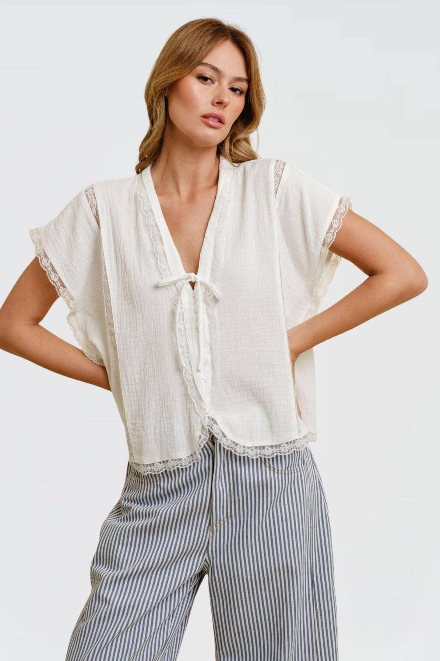 TIE FRONT LACE TRIM TOP: WHITE