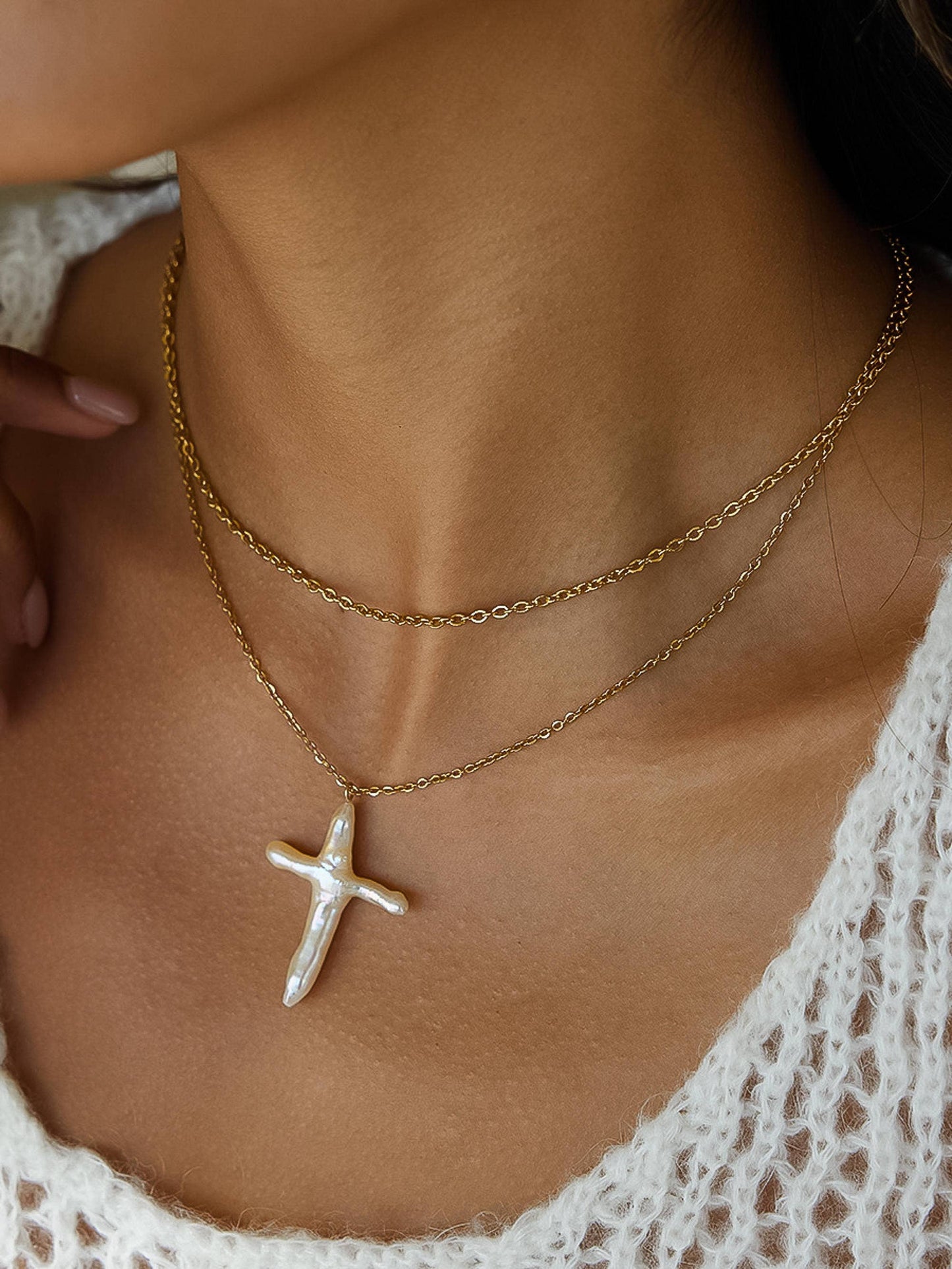 Aurise 18K Gold Non-Tarnish Freshwater Pearl Cross Necklace: Yellow Gold