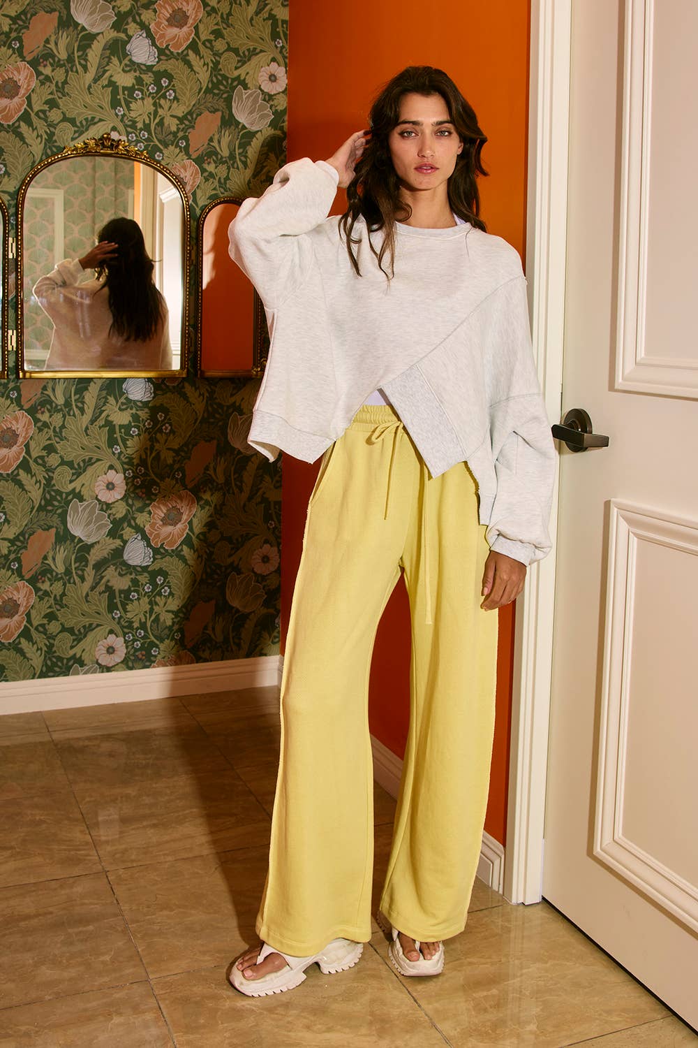 Asymmetric Hem  Sweatshirt