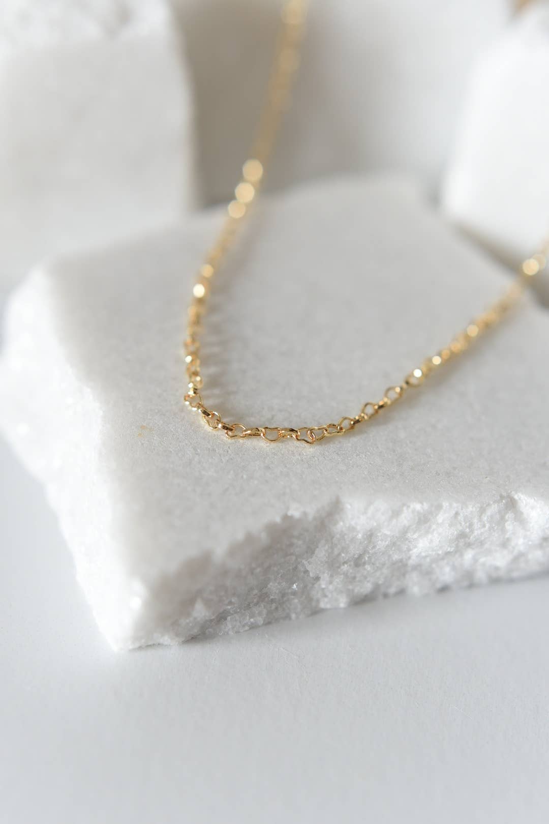 The Maggie heart dainty necklace 18k gold plated