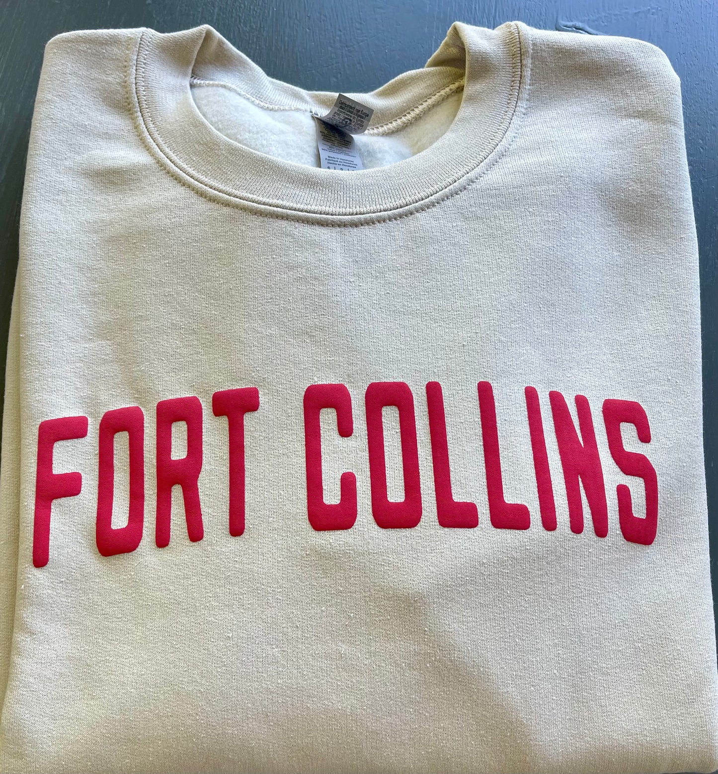 Fort Collins Sweatshirt - Red Puff Custom Text Crewneck: Sand / Small