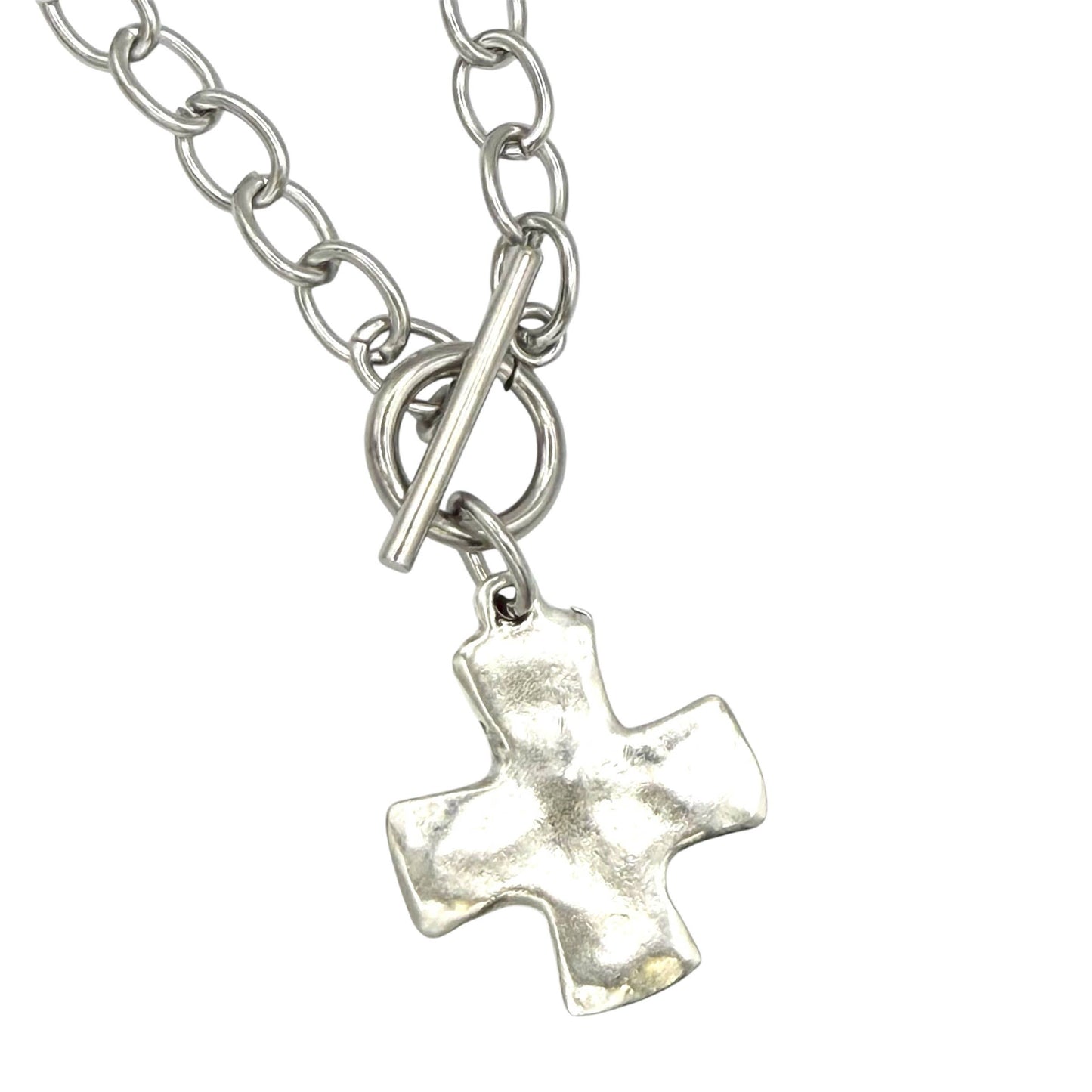 Stainless steel hammered cross necklace : Silver / 18”