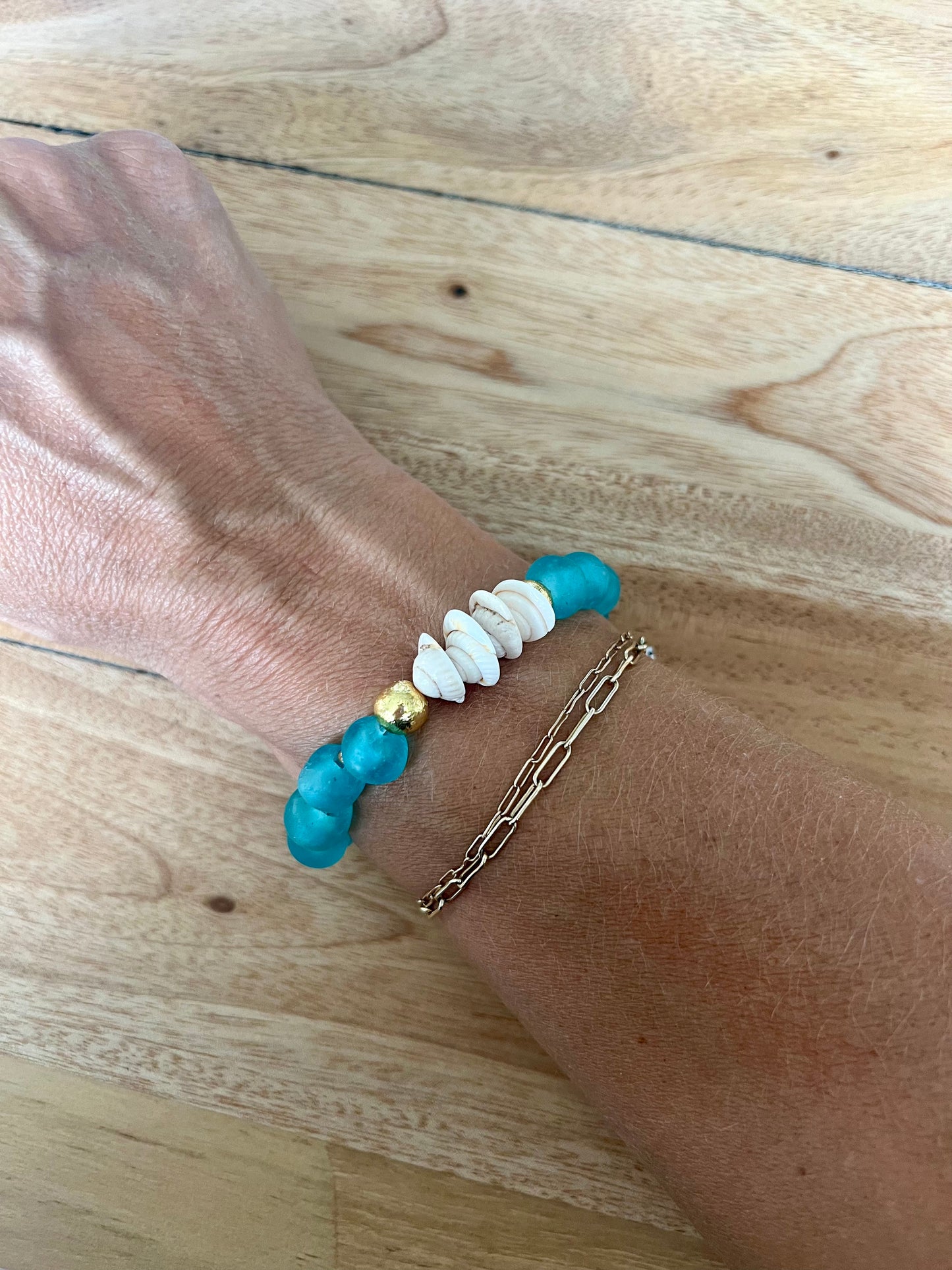 Natural Shell & Recycled Glass Bead Stretch Bracelet