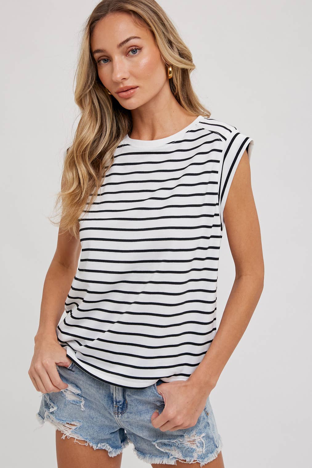 STRIPED MUSCLE TEE: IVORY/BLACK