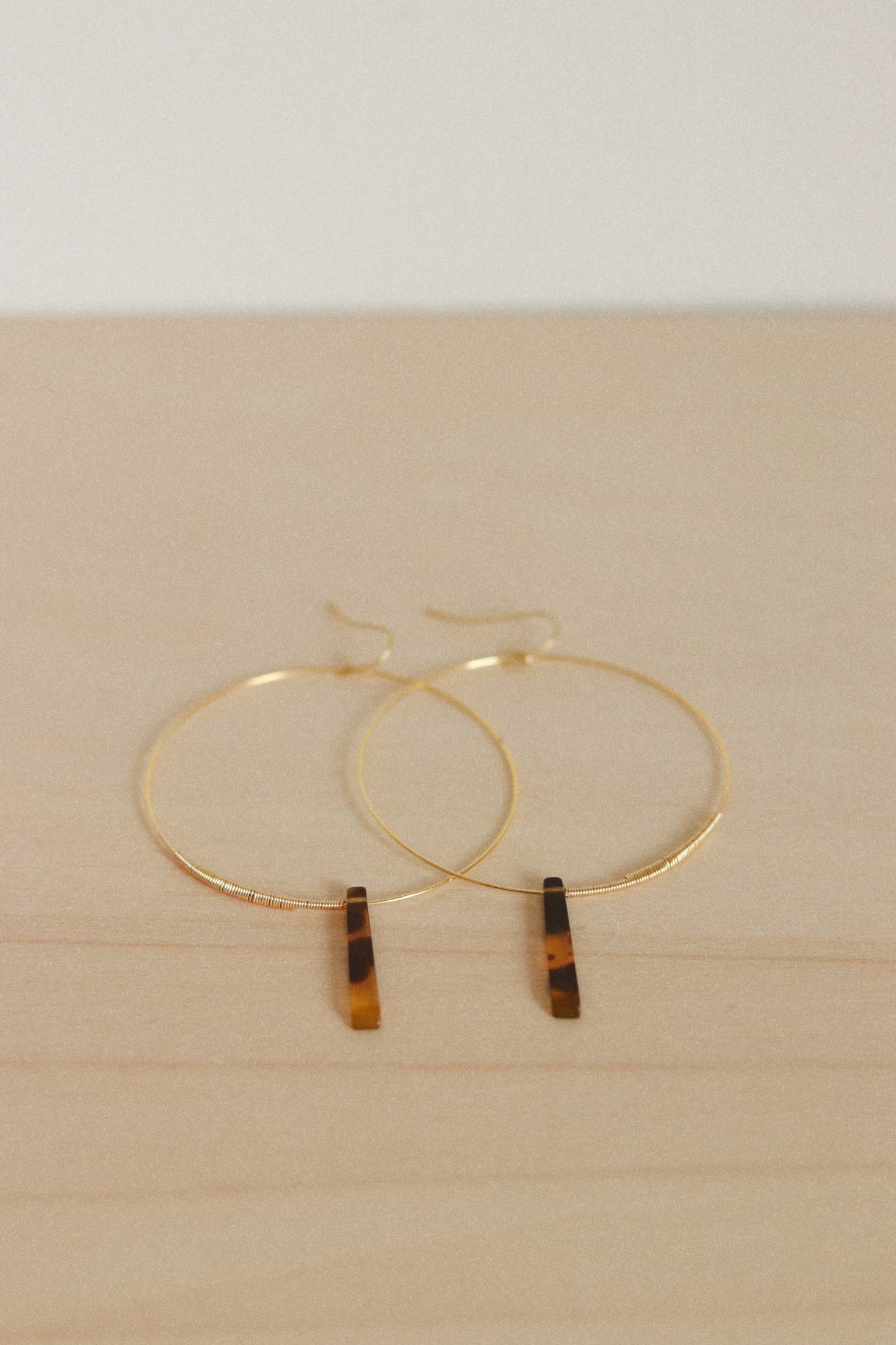 TORTOISE HOOP: GOLD