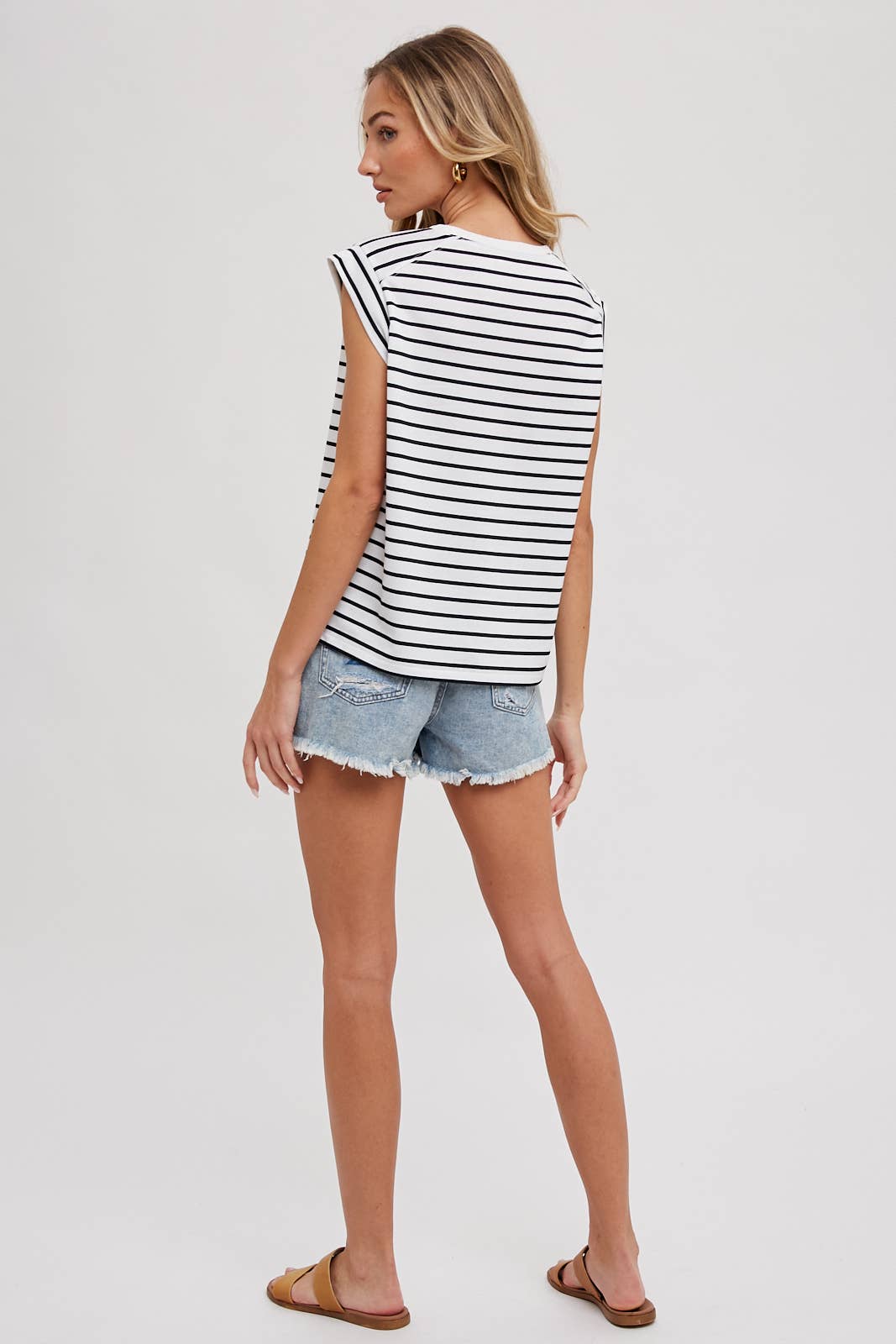 STRIPED MUSCLE TEE: IVORY/BLACK