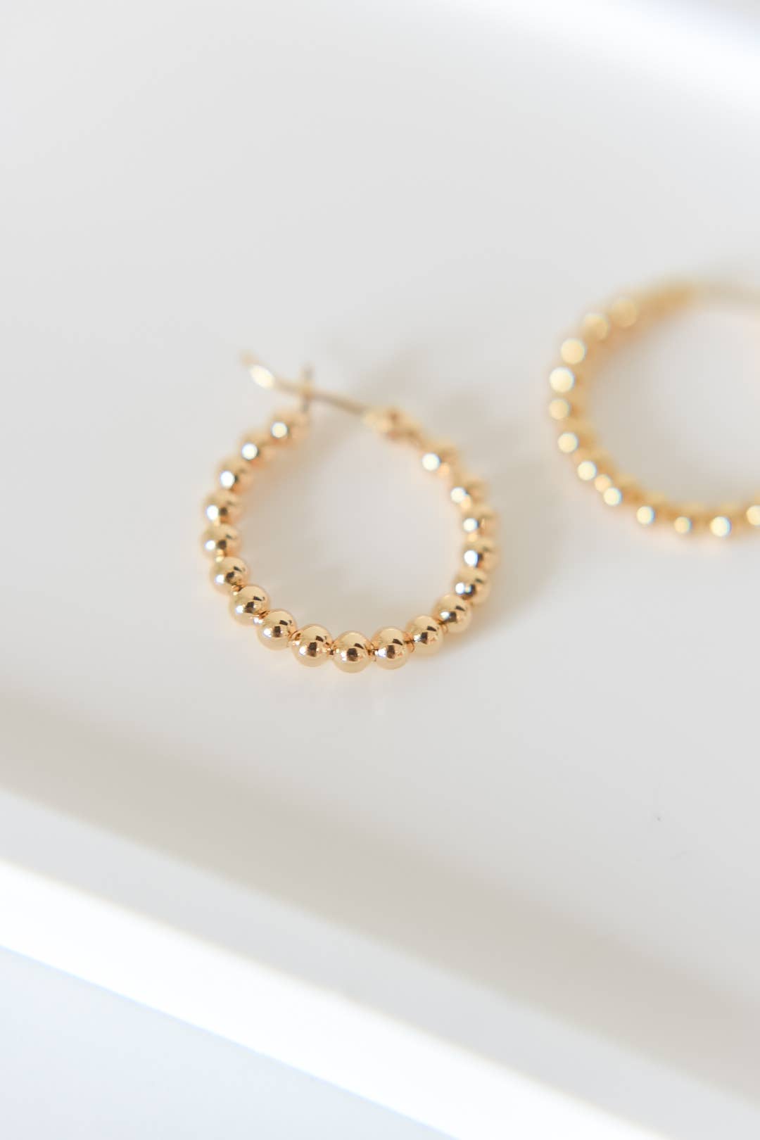 Vivi 18k gold plated hoop earrings