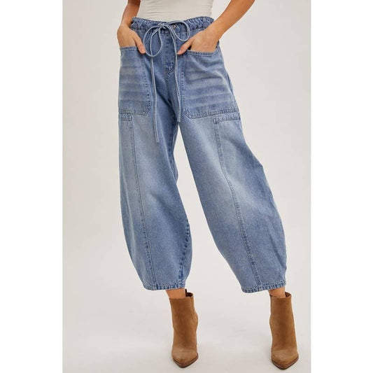 DENIM BARREL JEANS: LIGHT WASH
