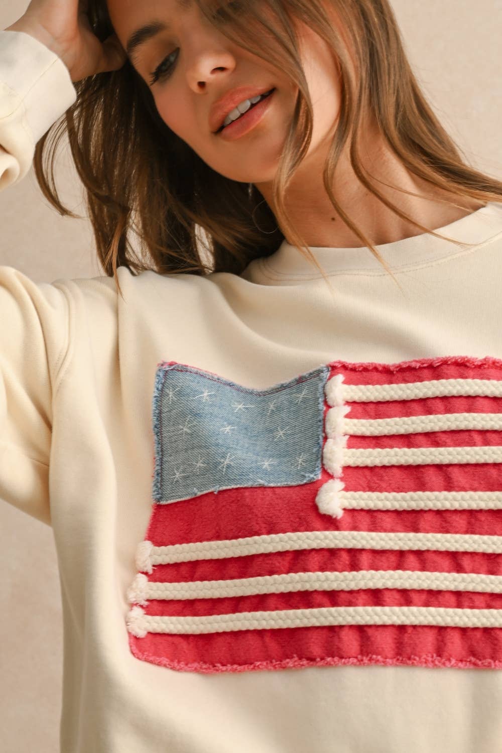 FLAG PATCH FRONT DETAIL SWEATSHIRTS: CREAM