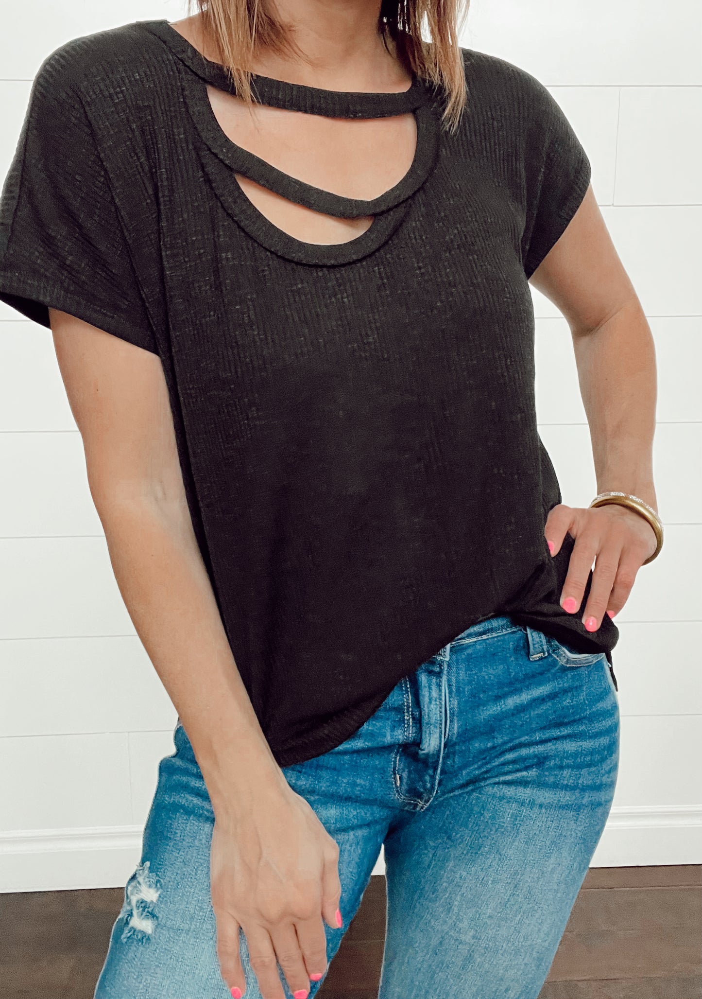 Cutout Scoop Tee