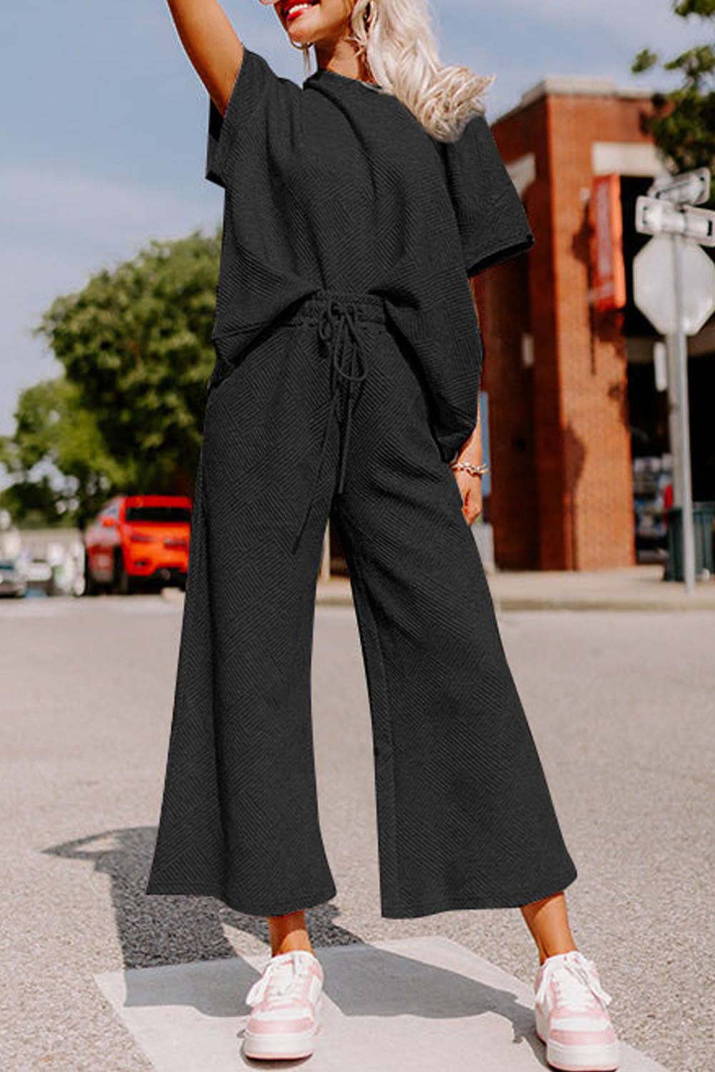 Textured Loose Fit Shirt and Drawstring Pants Set: Black